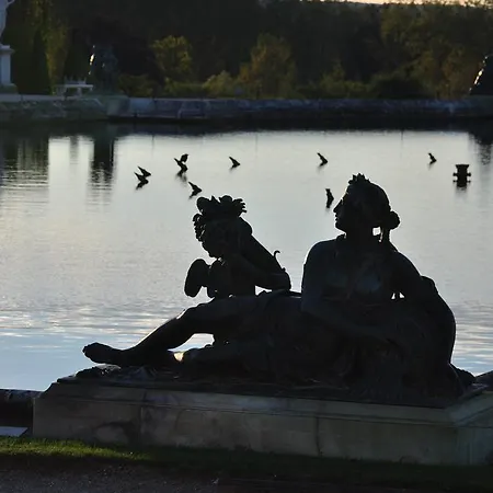 L'escapade Versaillaise